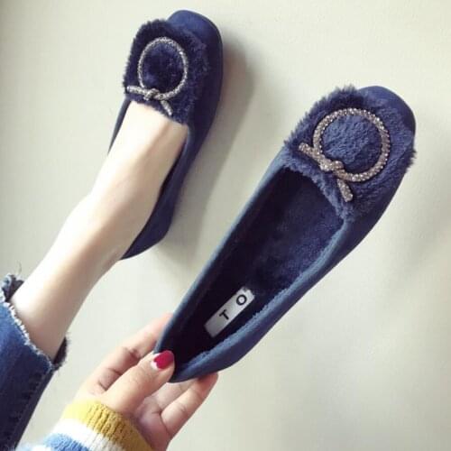 Women crystal cricle decoration fur flats rhinestone knot comfy plush moccasins 41 42 big size winter furry outdoor footewar