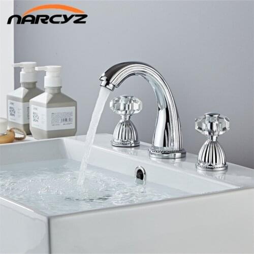 Basin Faucets Brass Polished Chrome Deck Mounted Faucets 3 Hole Double With drill Handle Handle Hot And Cold Water Tap XR8261