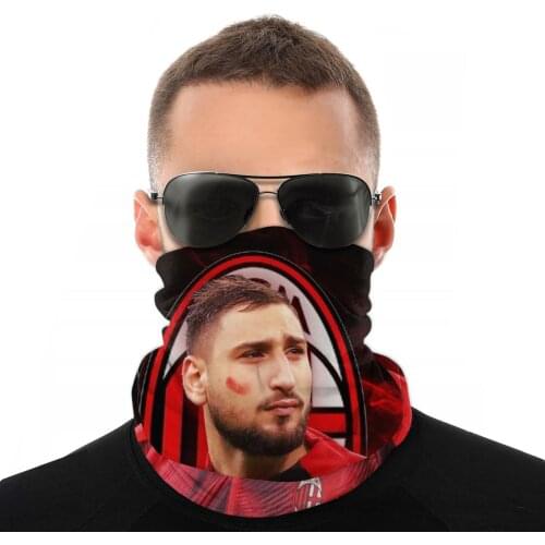 Gianluigi Donnarumma Magic Scarf Neck Face Mask Unisex Hallowee Neck Gaiter Seamless Bandanas Versatility Headband Biking Hiking