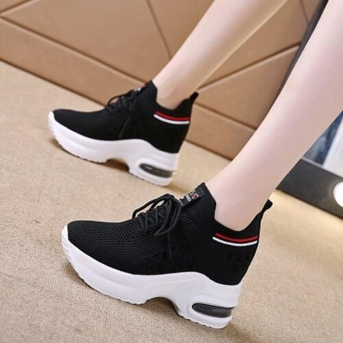 Lace Up Sport Shoes Woman Spring Summer Sneakers 2021 Womens Breathing Running Shoes Women Sports Platform Sneakers