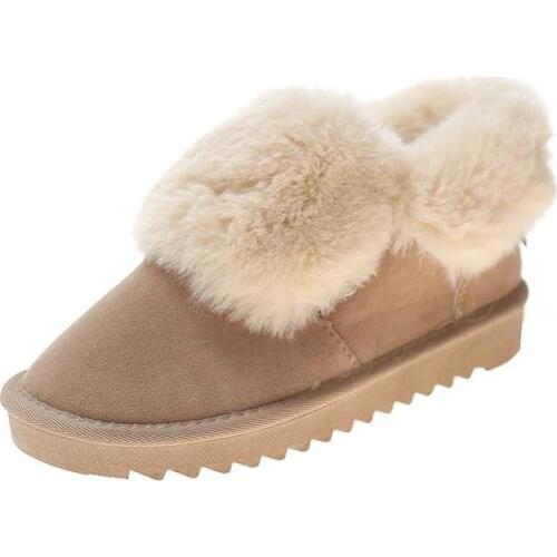 "Women 's fur boots flat short tube heat preservation and velvet integrated with thick snow shoes new fur one girls boots
