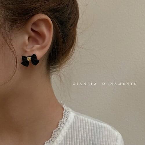 Black Bowknot Stud Earrings For Women Gold Color Vintage Elegant Temperament Minimalist Trendy Office Female Kpop Jewelry Gifts