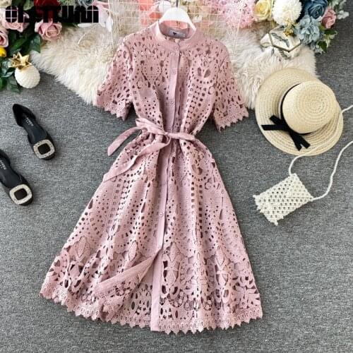 Spring New Temperamemt Ladies Short Sleeve Lace Dress Hollow Out Single Breasted Slim Sshes Pink Dress Women Outwear Dress