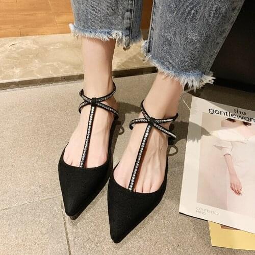 Baotou all-match flat-bottom buckle pointed toe Roman shoes 2021 new exquisite rhinestone ladies sandals