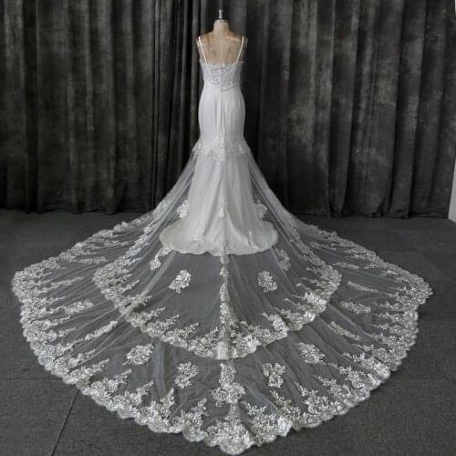 Real Wedding Gowns with Long Trains Spaghetti Straps Beaded Lace Appliques Mermaid Bridal Dress