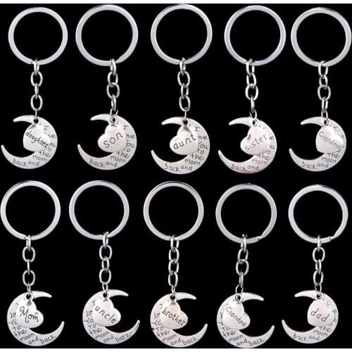 20pcs Fashion The Family Member Moon Letters Keychain Dad Mom Sister Brother Keychain Key Ring For Gift