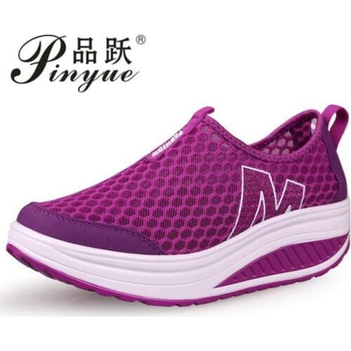 Women Fashion Breathable Mesh Shake Shoes Comfortable Fitness Sneakers Thick Sole Platform Shoes size 35--40