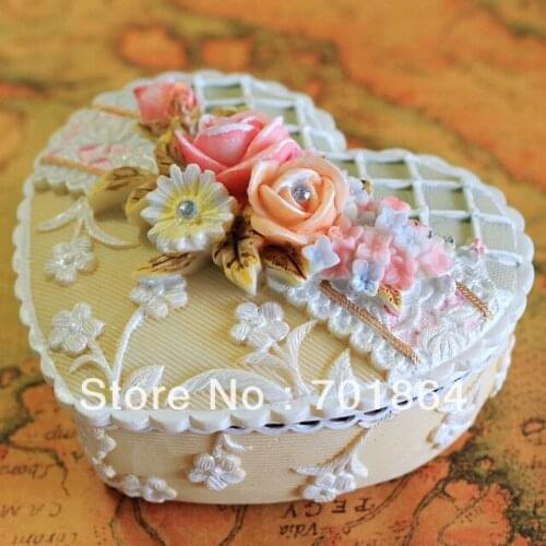 Fashion Resin Jewelry Case trinket box Heart Shaped Vintahe Flower design gift jewel box Home Decor