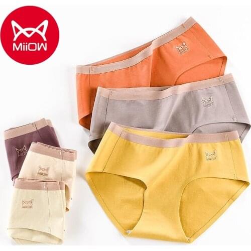 MiiOW Ladies Underwear Seamless Cotton Graphene Antibacterial Crotch Girl Mid-waist Breathable Japanese Girl Triangle Shorts