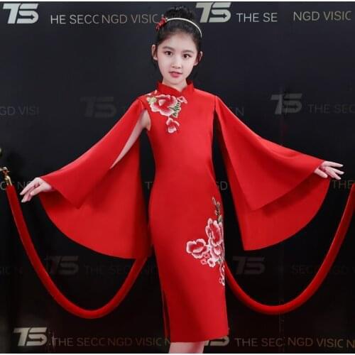 Chinese New Year Costume Girls Red Embroidery Princess Cheongsam Kids Qi Pao Oriental Style Dresses For Flare Sleeve Qipao