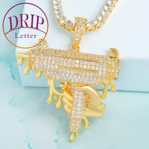 Hand Holding Dripping Shape Gun Pendant Necklace Gold Color Iced Out Cubic Zircon Mens Hip Hop Rock Jewelry