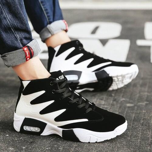 Mens shoes spring/summer student sneakers tide 2019 new travel casual mens high fashion shoes black and white