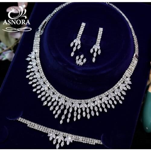 ASNORA Cubic Zirconia 4 Piece Bracelet and Ring Classic Wedding Jewelry Set Shiny Bridal Party Jewelry Accessories X0074