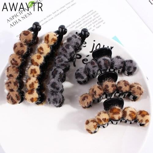 Korean Acrylic Women Hair Claws Crab Clamps Banana Clips Pearl Crystal Leopard Lady Hairclips Retro Barrettes Hair Accessories