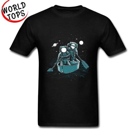 Boating Across The Galaxy Men Tshirt Mars Spaceman Explor High Quality O-Neck Normal Cotton Mens T-shirts Europe Sweatshirts