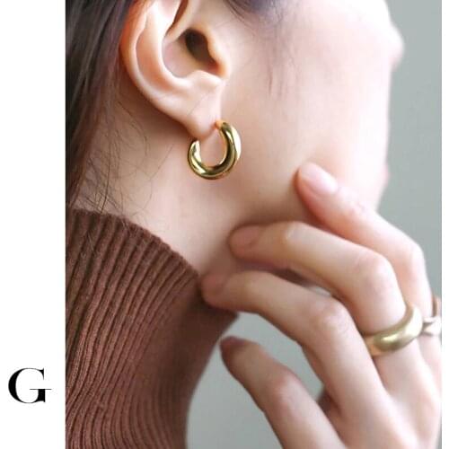 GHIDBK Minimalist Irregular Shaped C Hoop Earrings 2020 New Arrival Statement Round Huggie Earring Street Style Women Jewelry