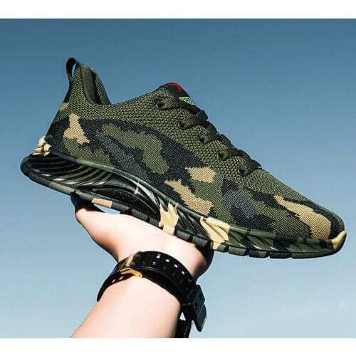 Mens camouflage sneakers casual shoes lovers fashion breathable women outdoor sports light walking vulcanized flying shoes