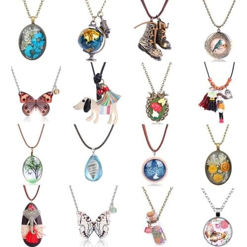 Dyxytwe Vintage Pendants