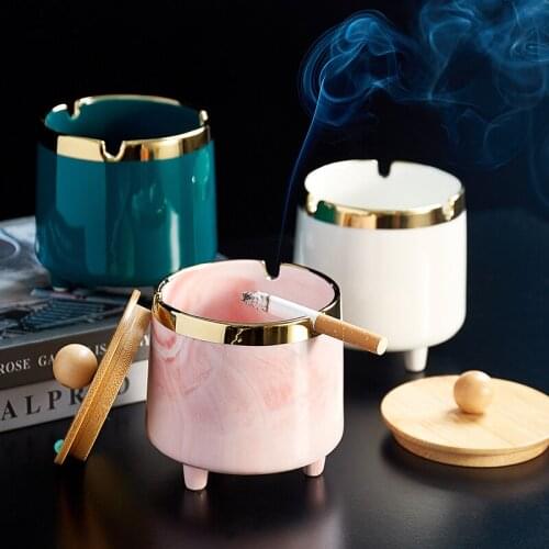 Luxury Creative Ashtray Home Living Room High-End Personality Anti-Fly Ash Storage Box Tray Holder Desktop Decor