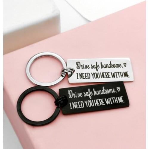 Drive Safe Keychain Man Key Chains Letter Women Key Ring Handsome Chain for Bag Pendant High Quality Key Holder Fashion Alloy