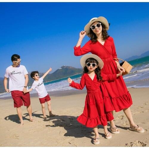 Family Clothing 2019 Summer Mother and Daughter Clothes Baby Beach Dress Kids Dresses for Girls Baby Boys Clothes Kids Beach Set