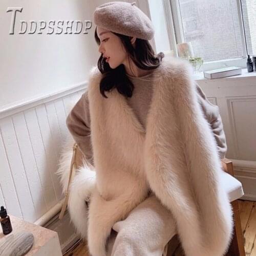 2019 Faux Fox Fur Women Vests Winter Sleeveless Loose Elegant Female Outwear