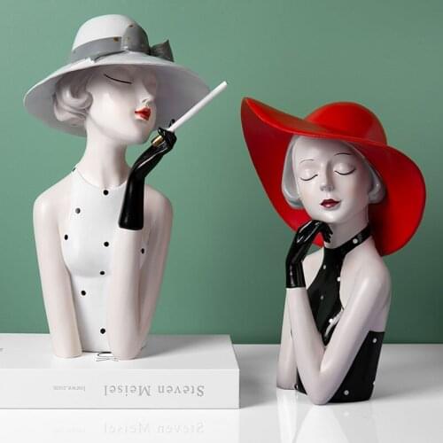 Resin Fashion Girl Sculpture Ornament Nordic Home Decoration Accessories Living Room Office Desktop Statues Crafts Birthday Gift