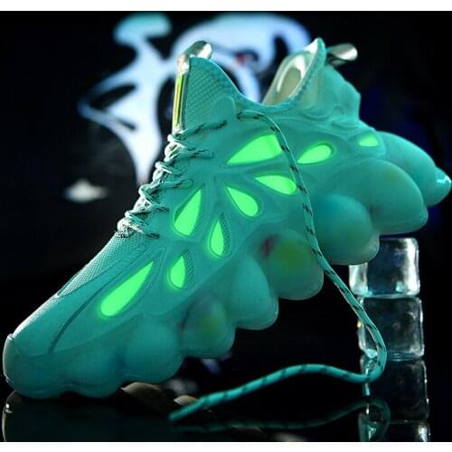 Men Sneakers 2021 New Breathable Running Shoes For Men Reflective Sports Shoes Outdoor Comfortable Athletic Training Footwear