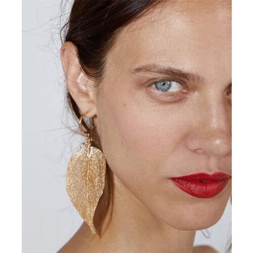 UDDEIN Vintage Hollow Out Gold Color Metal Leaves Earrings Trendy Long Dangle ear rings Statement Party Jewelry Wholesale
