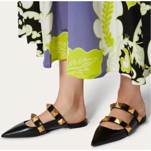 Fashion Pointed Toe Flats Slippers Ladies Black Outside Slippers Female Mules Slides Apricot White Womens Shoes Spring 2022 New