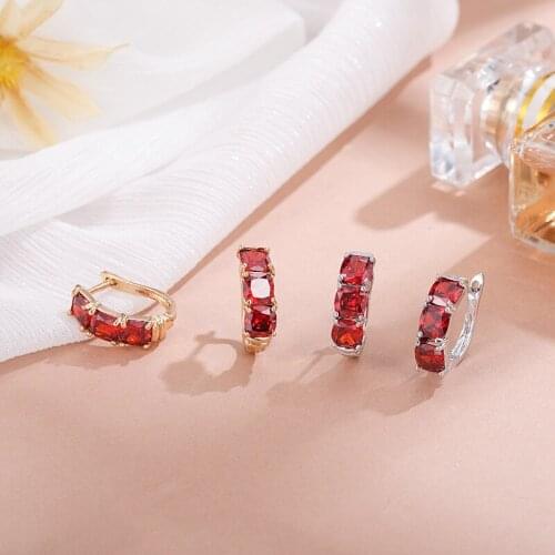 New Small Simple Multiple Korean Earrings MultiColor Cubic Zirconia Copper Stud Earrings for Women Party Jewelry Exquisite Gifts