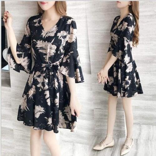 Popular Hot Sale Women Floral Dress V-neck Loose Thin Half Sleeve Oversized Dresses Sweet Retro Print Mini Skirt Elegant Party