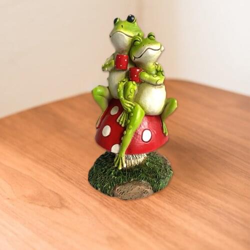 Garden Couple Frog Statue Animal Sculpture Lawn Crafts Landscape Decorative