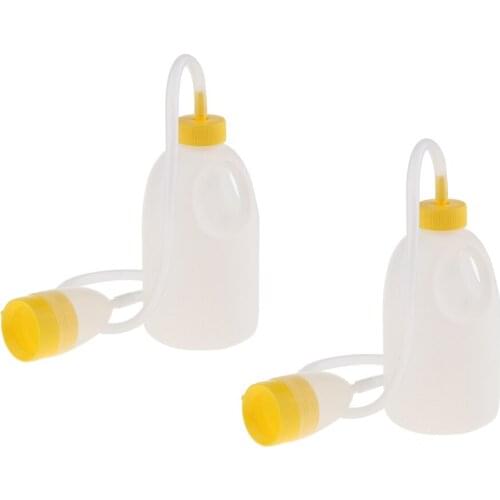 2 Pieces 1700ml Reusable Male Bed Pee Urinal Bottle Night Drainage Container