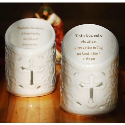 European Retro Hollow Cross Ceramic Candle Holder Candle Cup with Christian Bible Text Wedding Decor Ornament 6*9cm Pen Holder