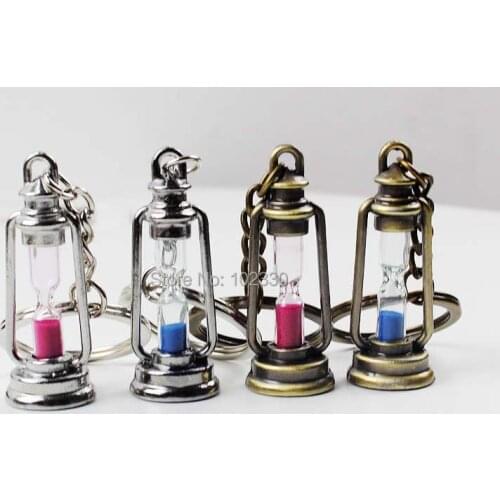 100pcs Cute Metal Lamp Shape Timer Hourglass Key Chain Ring Couple Keychain Wedding Party Favors And Gifts