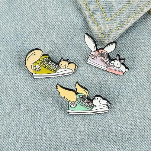 Ins Tide creative Cartoon Animal Shoes Bird Brooch Personality Alloy Paint Kitten Dripping Oil Rabbit Badge Clothing Accessories