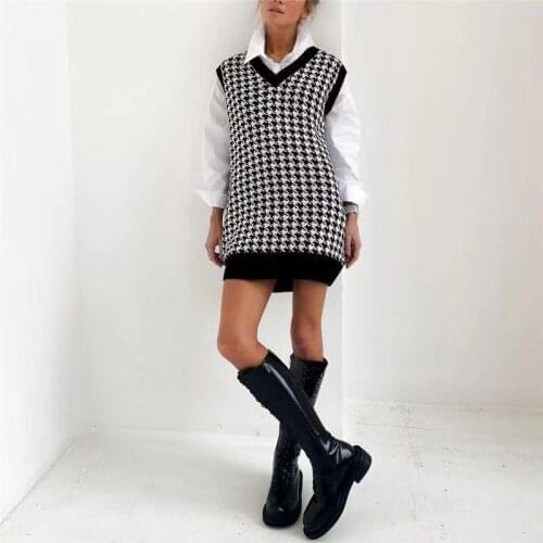 Women 2021 Vintage Elegant Autumn Winter New Style Knitwear Houndstooth V-neck Sweater Vest Loose Comfortable Long Clothing Tops