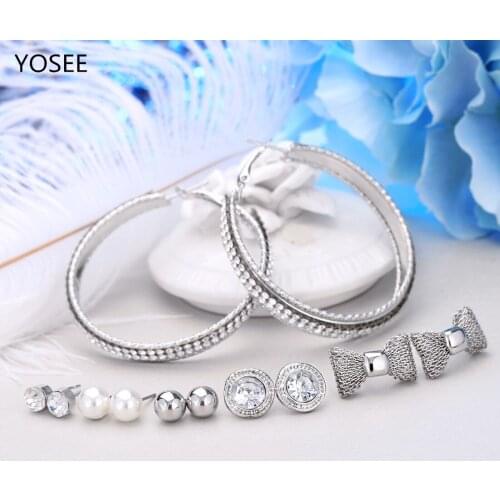 Butterfly-knotted Pearl Ear Nail Set