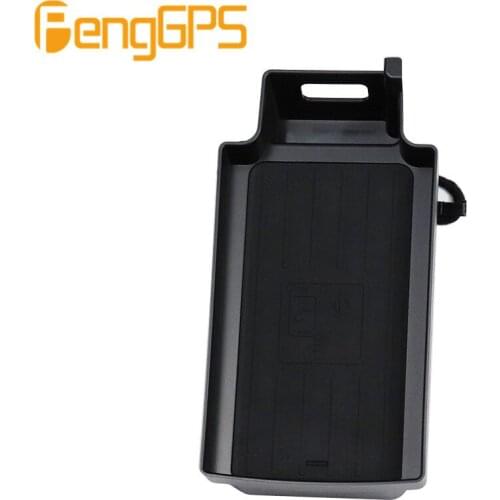 Qi Car wireless charger for Audi Q3 2016 2017 2018 For iPhone Xs Max Xr X Samsung S10 S9 Intelligent Infrared Fast Phone Holder