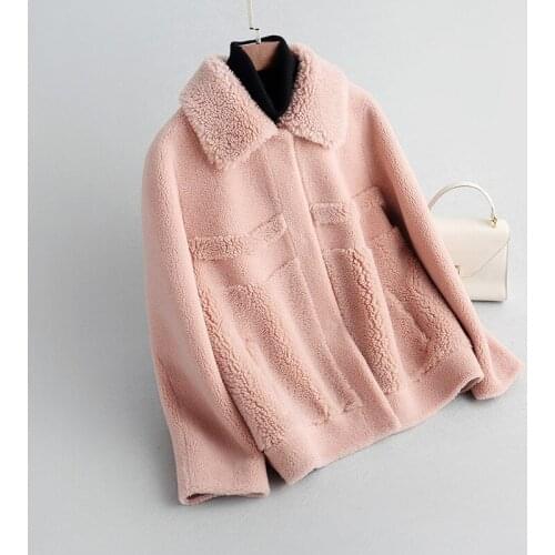2020 Fashion Autumn Winter Women Short Fur Coat Granulated Sheep Shearing Fleece Jacket Skin Fur Together Loose Outerwear KW212