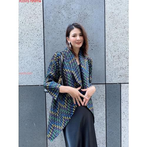 BLUE FOLD Women's Blazers