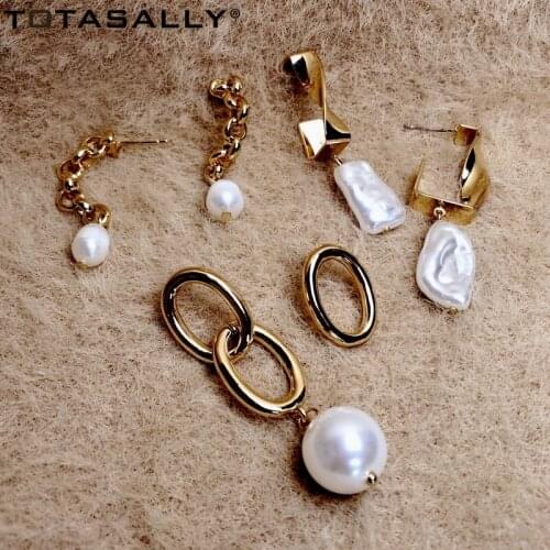 TOTASALLY Hot Simulated Pearl Earrings for Women Vintage Baroque Irregular Pearl Statement Earrings Stars Party Jewelry dropship