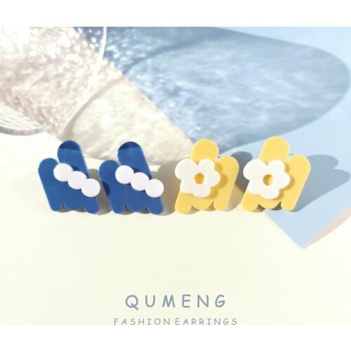 QUMENG 2020 New Korean Cute Acrylic Stud Earrings for Women Fashion Design Geometric Colorful Graffiti Irregular Maiden jewelry