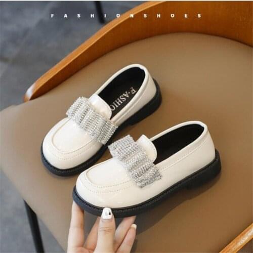 Girls Genuine Leather Shoes Bright Fashion Princess Shoes Retro Shiny Pearl Childrens Shoes 2021 TZ