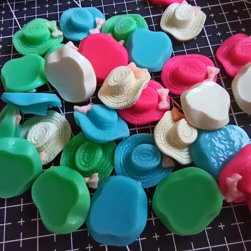 1pcs/lot resin flat back straw hat 20mm Cabochons Hair Bow Center DIY Christmas decration