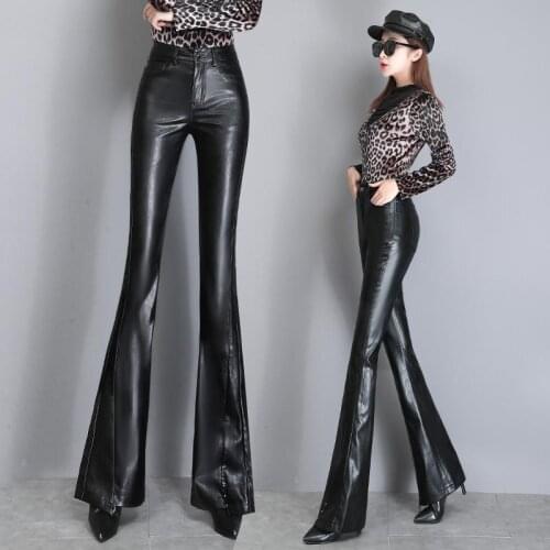 Take off glasses moth Women's Pants