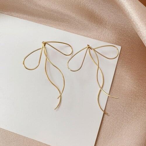 Trendy Korean New Fashion Design Sense Line Bow Earrings Female Elegant Temperament Light Luxury Simple Earrings