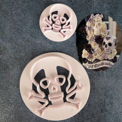 Kitchen 2PCS/SET Skull Head Shape Cutter Plastic Cake Decorating Mold Sugarcraft Mold Cookie Cutting A1274