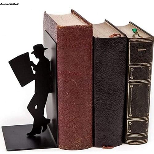 European Knight And Princess Iron Character Book Stand Modern Simplereader Book Shelf Decoration For Home Office Desk Organizer